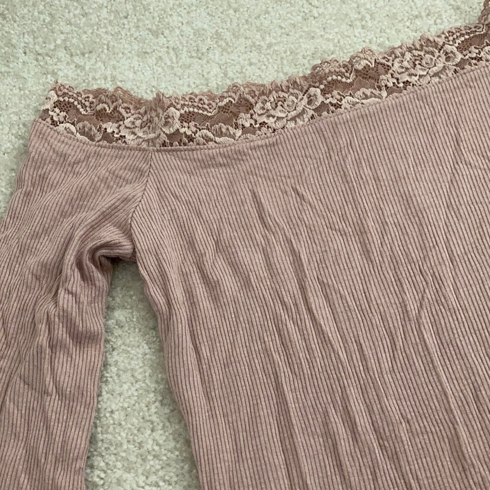 American Eagle Off the Shoulder Body Suit - Picture 2 of 4
